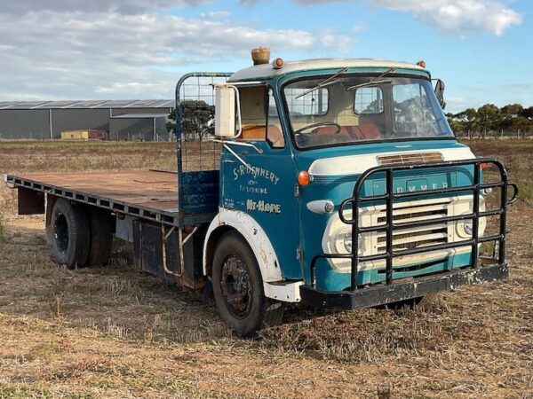 Commer Tray Top Truck