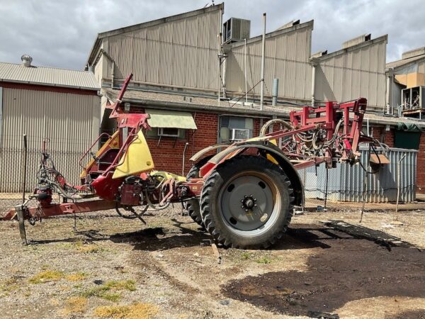 Hardi Navigator 4000 Boomspray - Price Upon Application