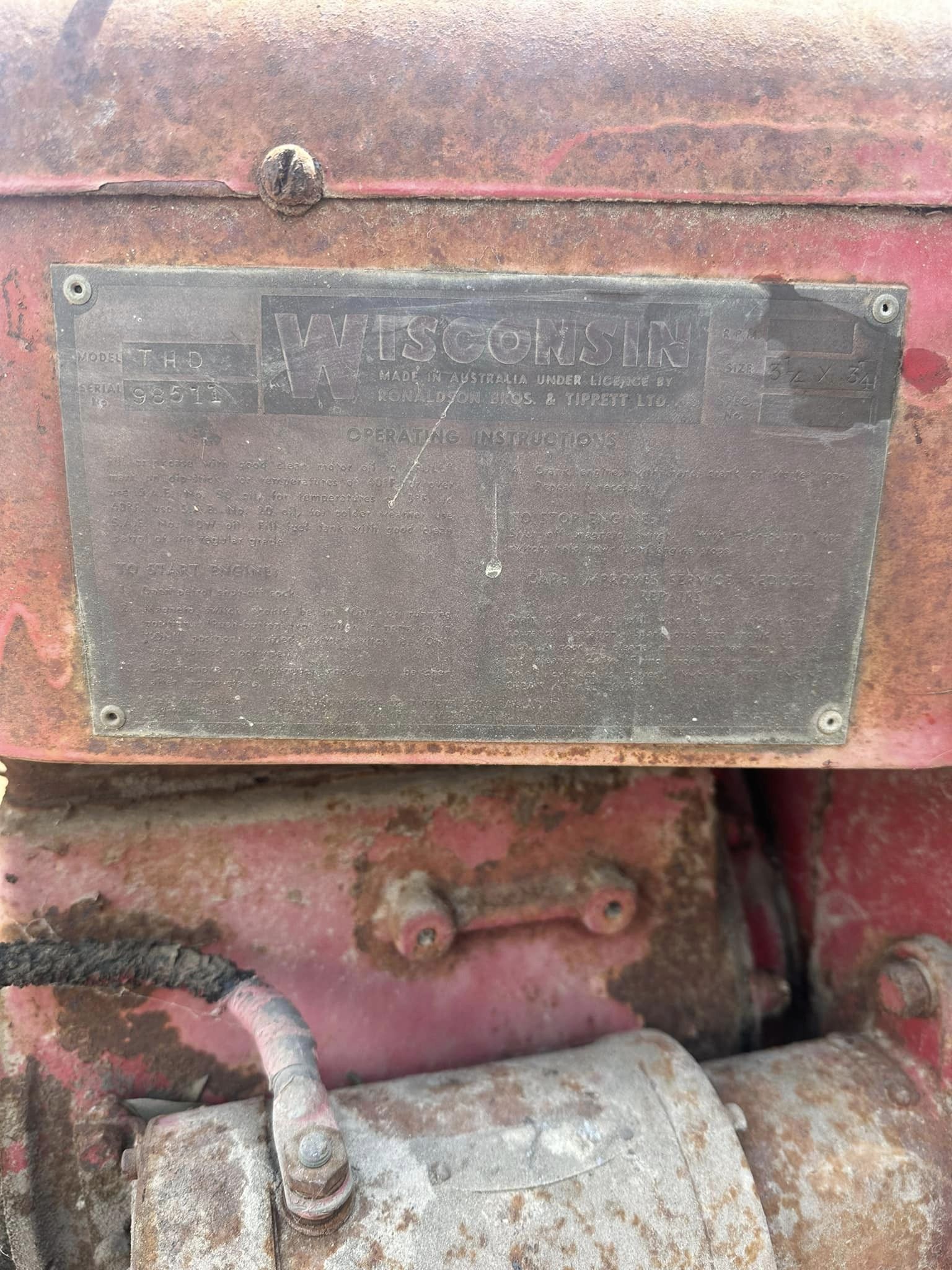 Twin Cylinder Wisconsin Engine - Image 4