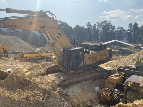 Komatsu PC1000SE-1