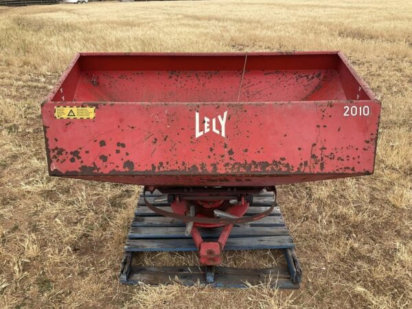 900L Lely Super Spreader