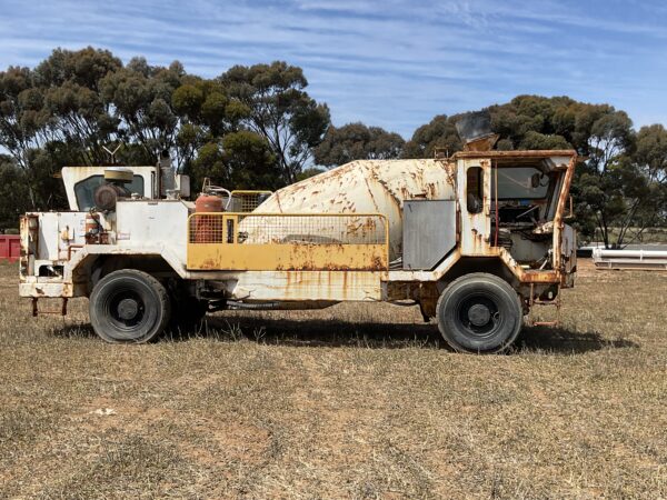 Jacon Transmix 5000 Concrete Agitator Truck