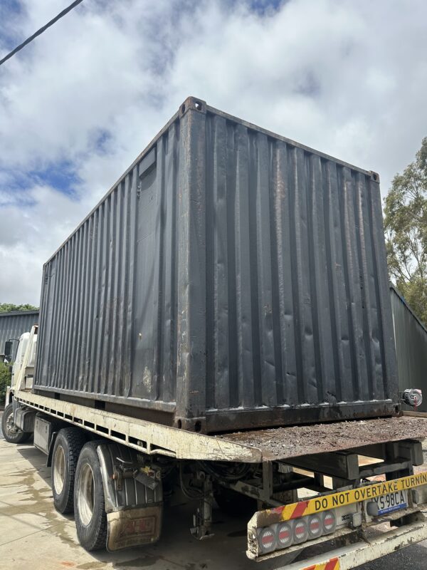 20ft Shipping Container