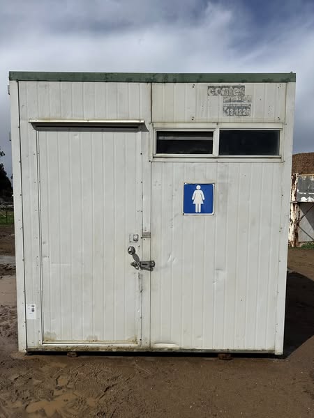 Toilet Block
