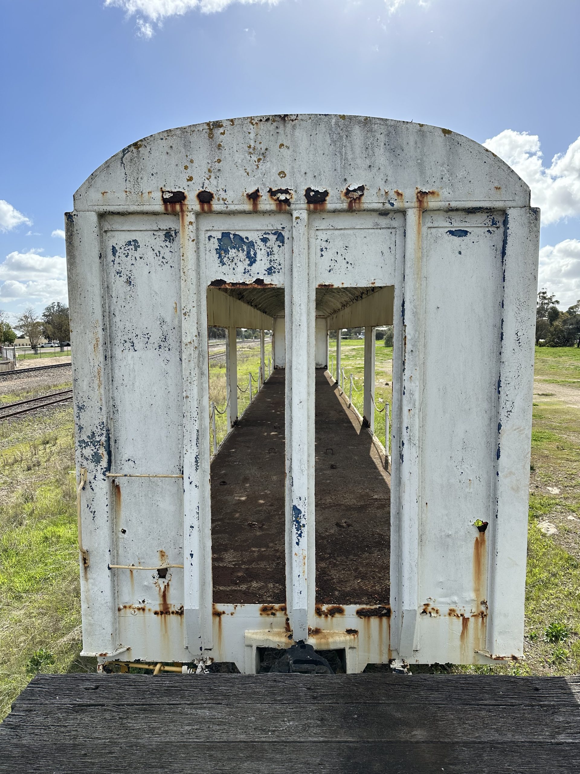 Platform Rail Car with roof. - Image 4