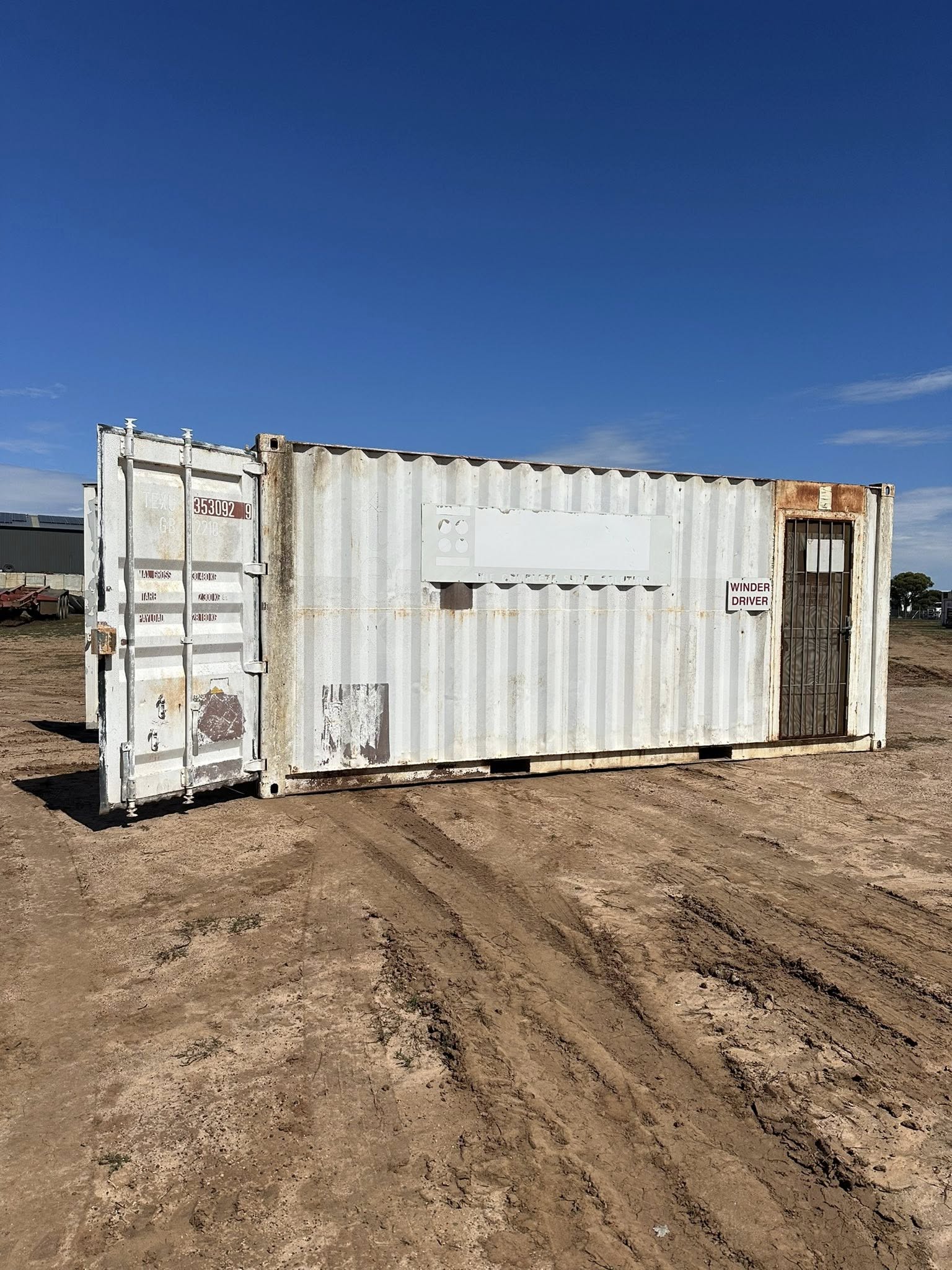 *SOLD* - Workshop/Office 20ft Shipping Container.