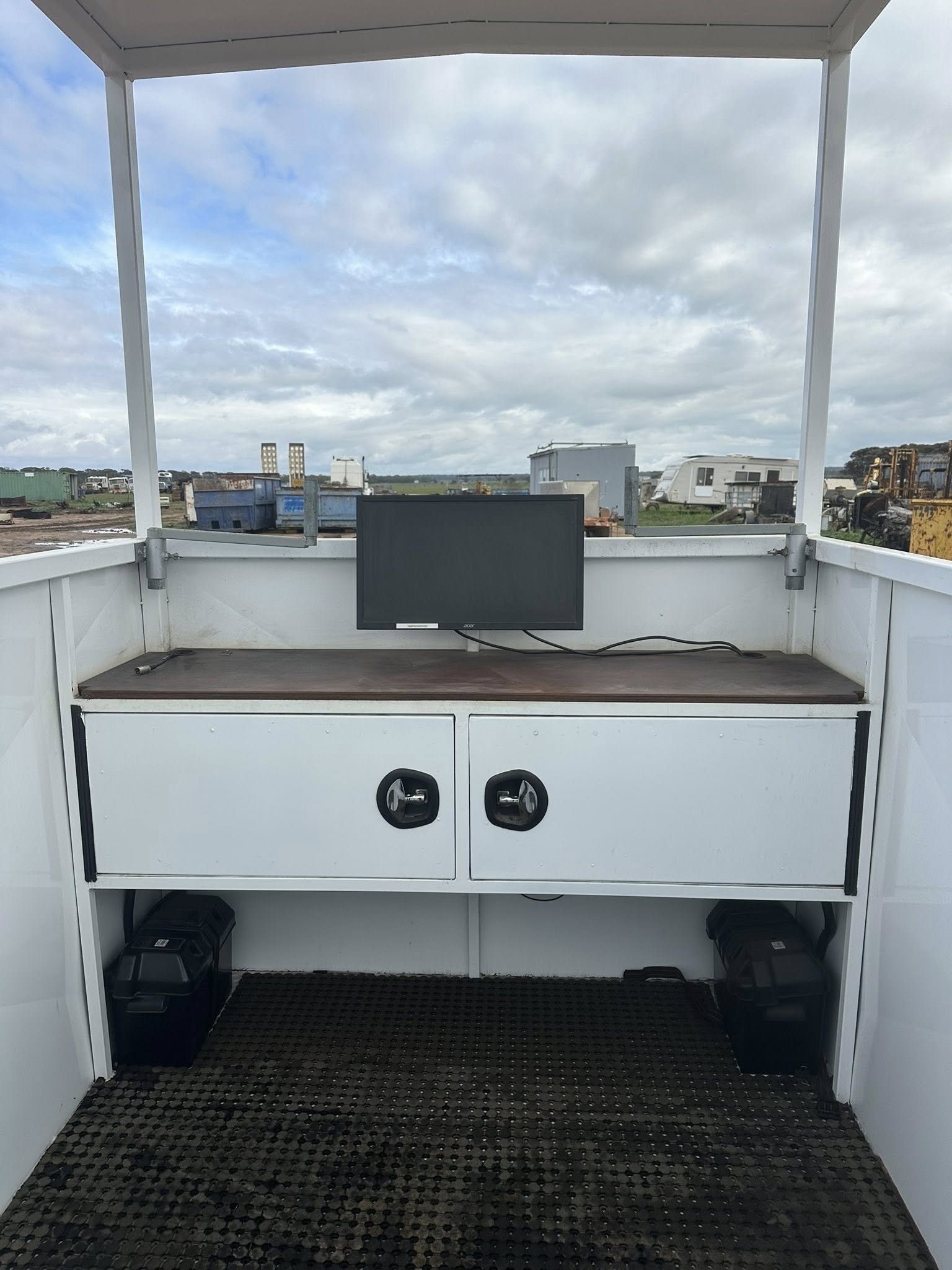 Portable Announcers Box - Image 3