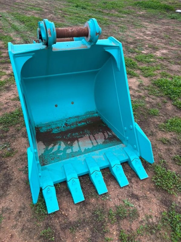 New Kobelco Excavator Bucket