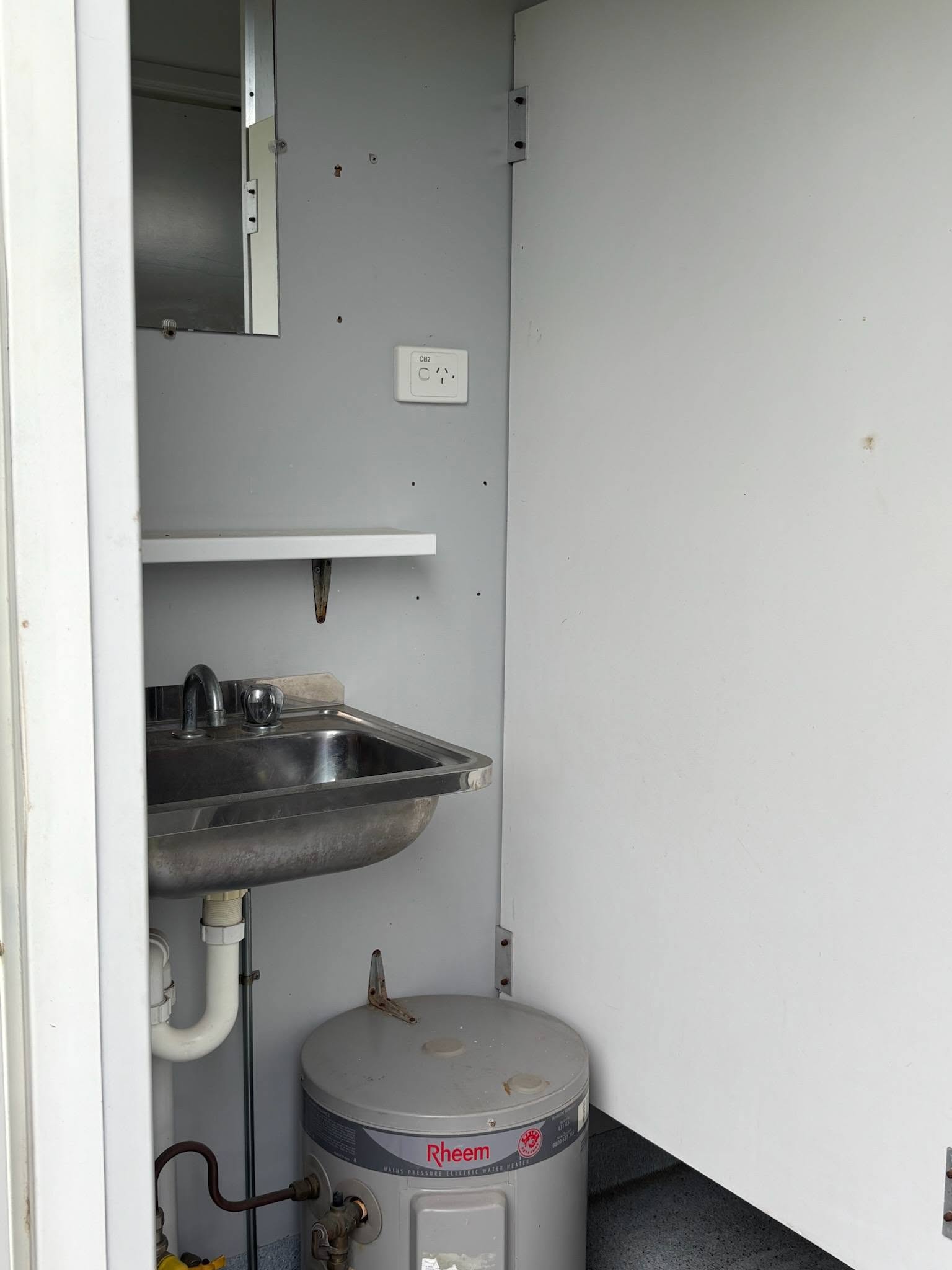 *SOLD* - Toilet Block - Image 4
