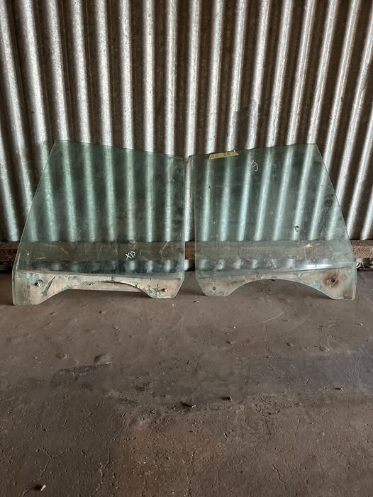 Original XD Rear Windows